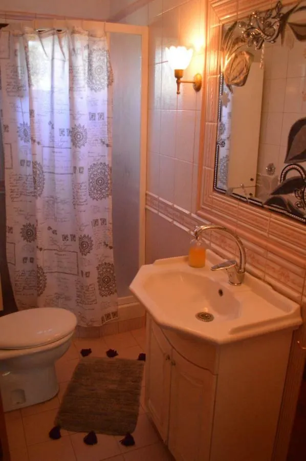 Vintage Home Nikiti  Prázdninový dům